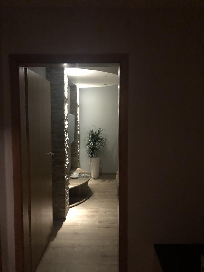 Ferienwohnung Leo Ni Exterior foto